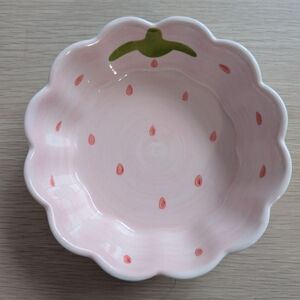 Scalloped Pink Ceramic Bowl with Green Bird Accent